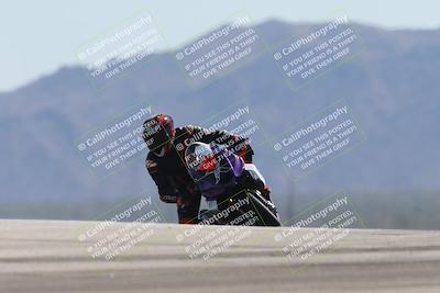 media/Oct-13-2025-Moto Forza (Mon) [[a66d839500]]/3-B Group/Session 4 (Turn 9)/